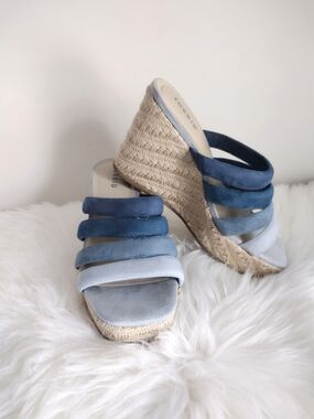 Torrid Women's Blue Wedge Sandals Size 9 Wide